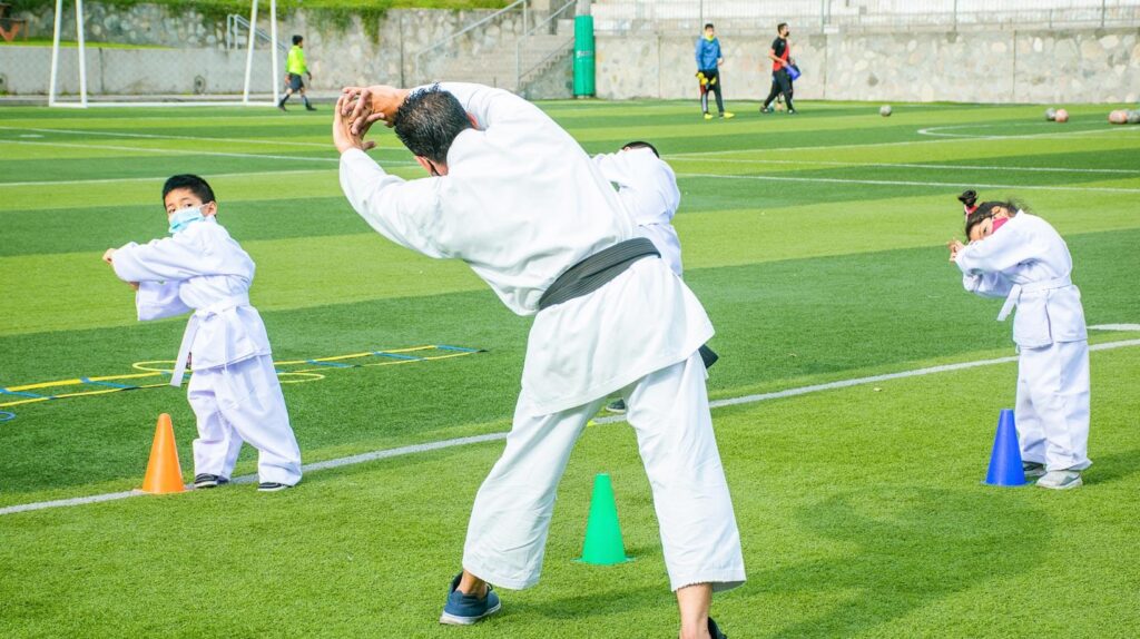 escuela-de-karate-activa-club-galeria-02-1640x920 Escuela de Karate - Activa Club