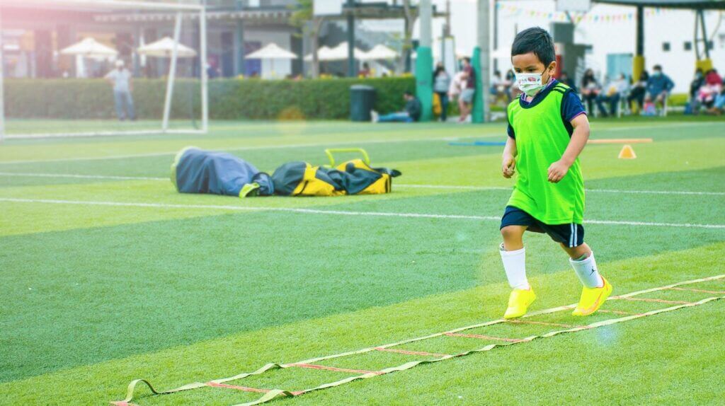 alquiler-de-cancha-futbol-activa-club-1640x920-2 Alquiler de Canchas Deportivas- Activa Club